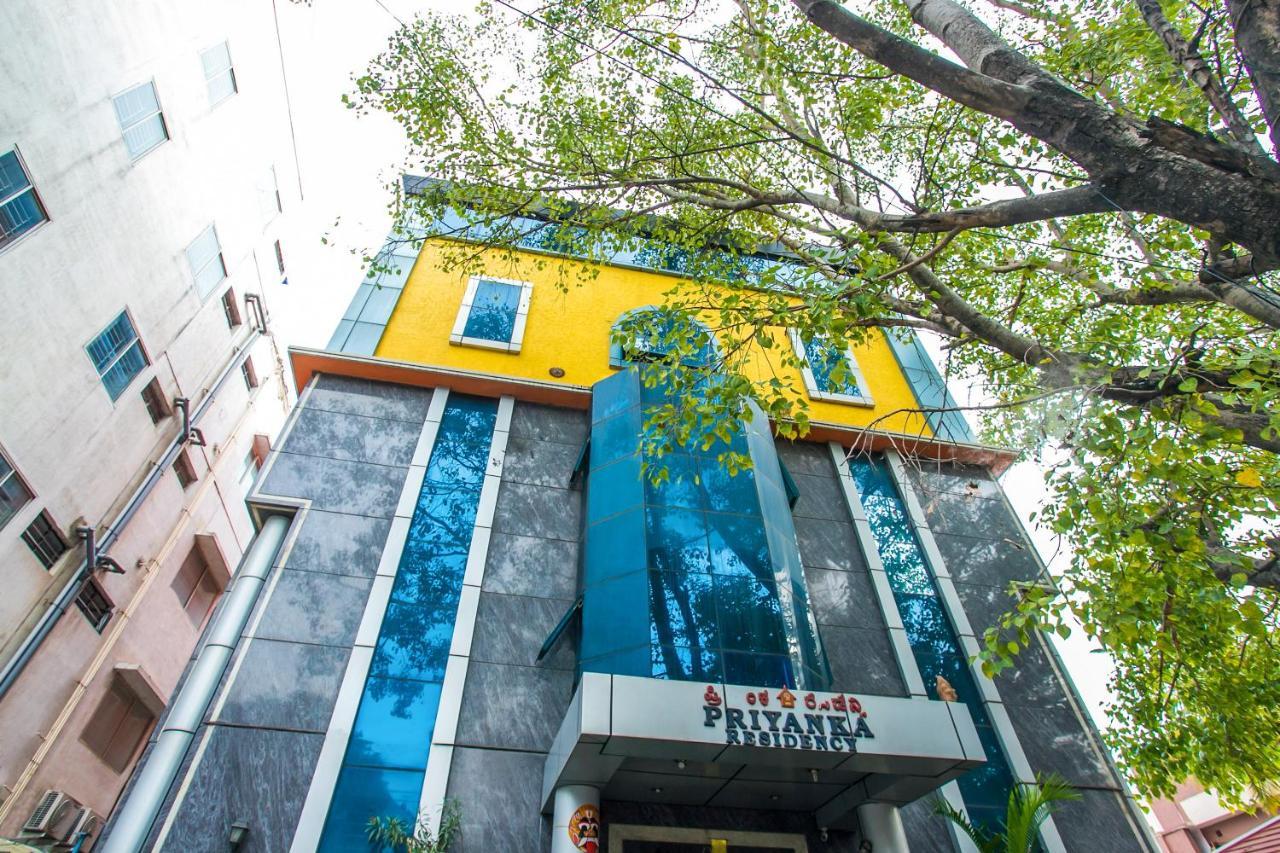 Priyanka Residency Hotel Bangalore Exterior foto