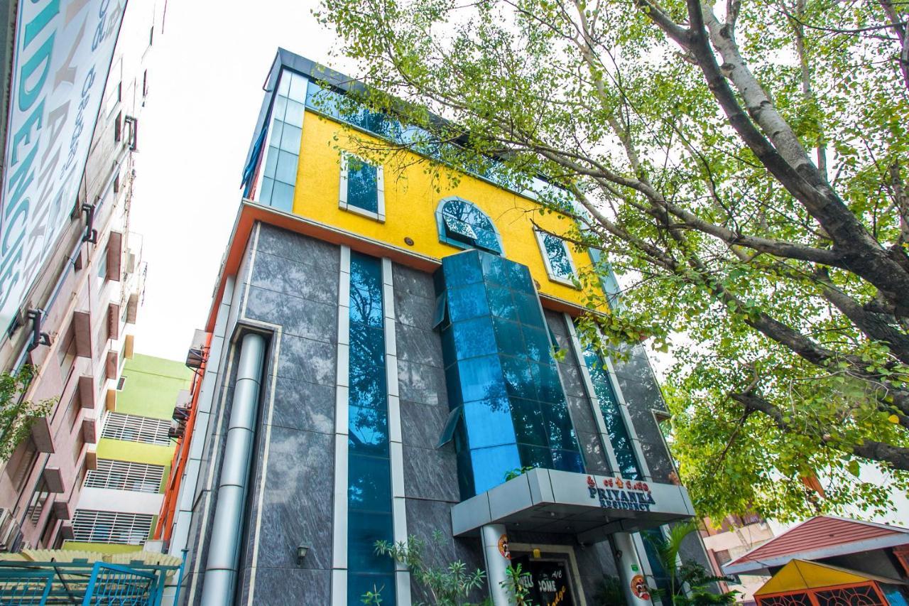 Priyanka Residency Hotel Bangalore Exterior foto